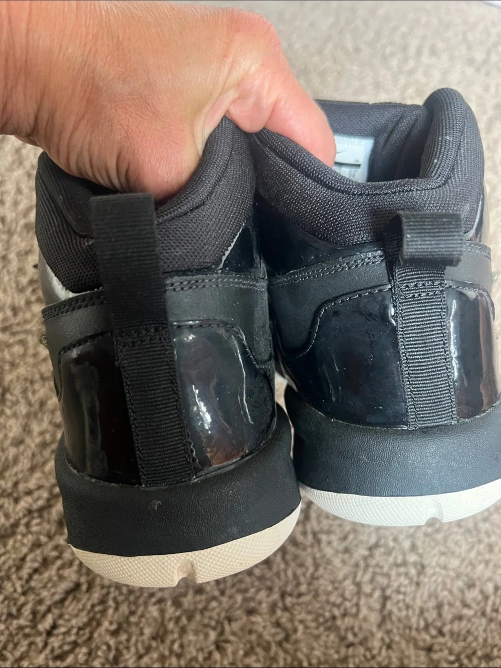 Nike Black High-Top Basketball Sneakers with White Accents size 6Y